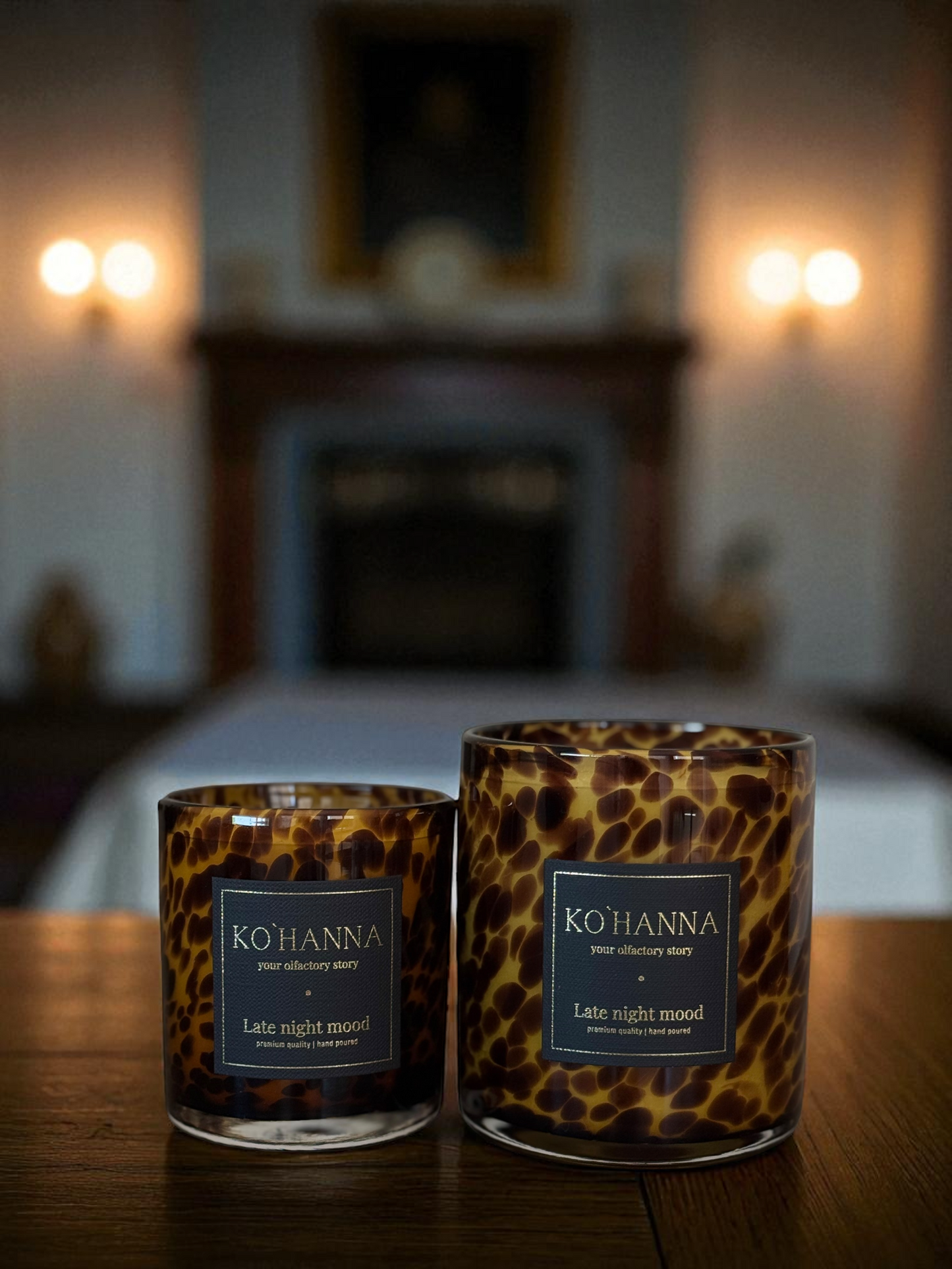 Late night mood, Handmade Leopard Glass Candle, 250 ml