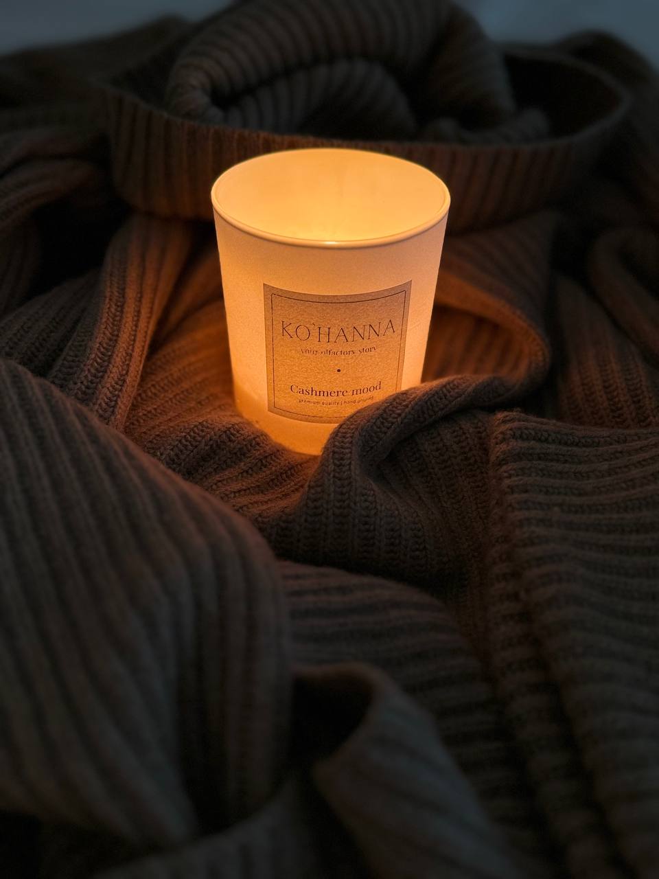 Cashmere mood, matte scented candle, 250 ml