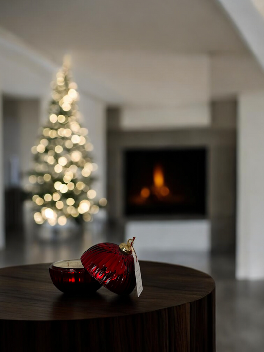 Christmas Red Bauble, Christmas Eve, scented candle, 200 ml