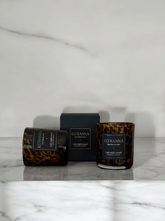 Late night mood, Handmade Leopard Glass Candle, 250 ml