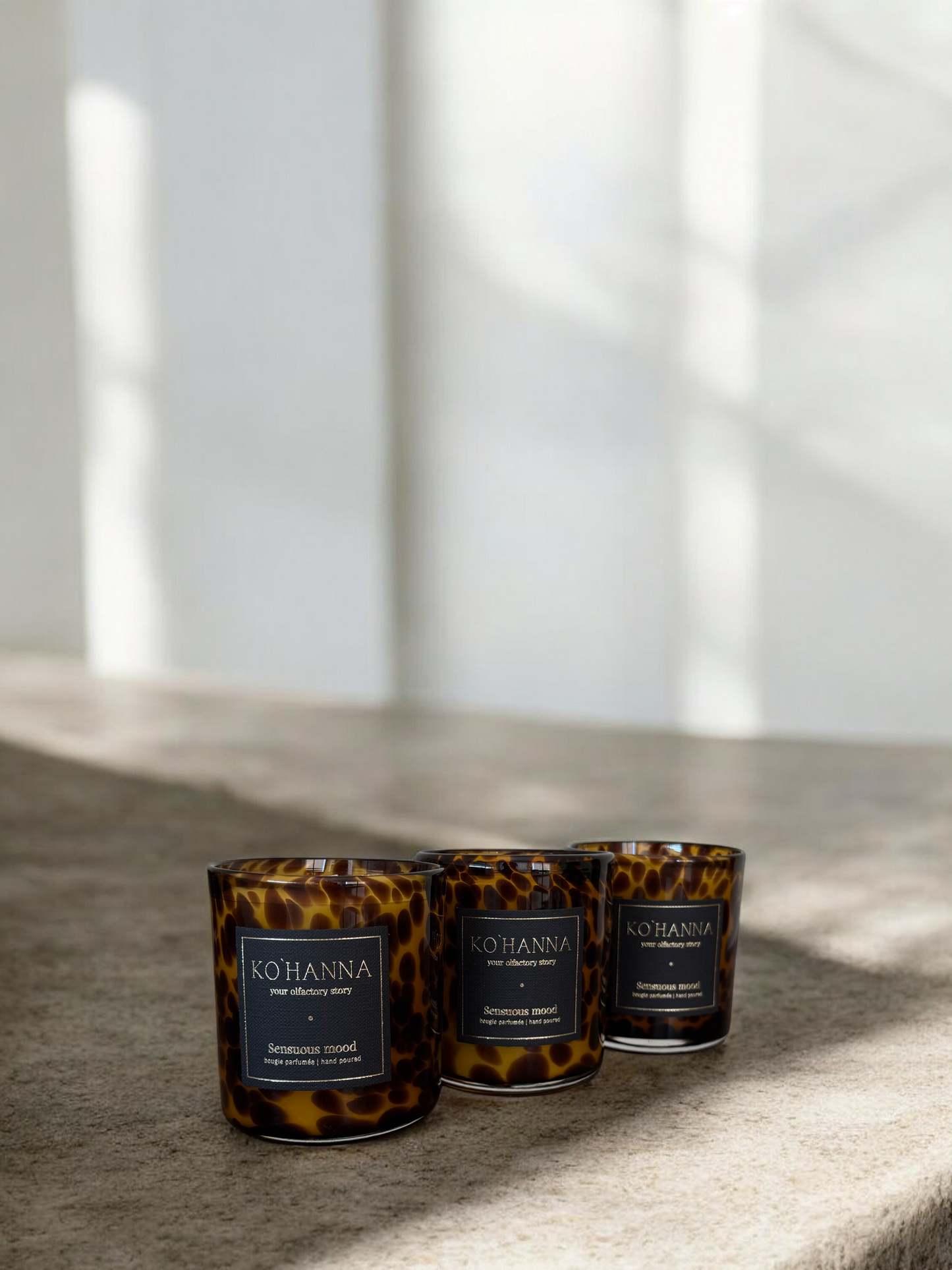 Sensuous mood, Handmade Leopard Glass Candle, 250 ml