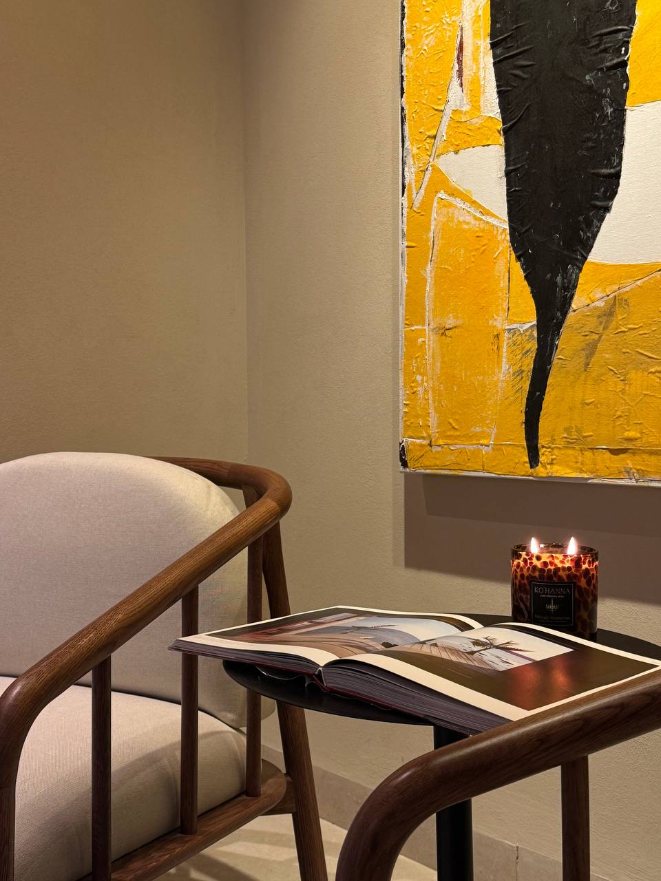 Свічка ручної роботи з леопардовим принтом, 250 мл